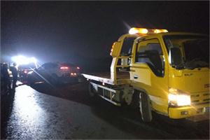 英吉沙24小时车辆搭电联系电话